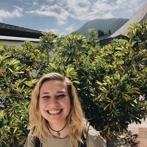 Meet your Posher, Addison